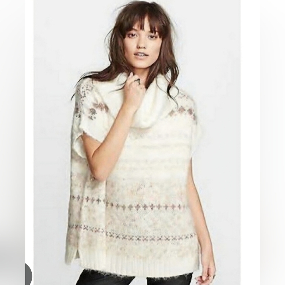FREE PEOPLE • Snow Bunny Fair Isle Cowl Neck Sweater. Ivory. Sz Med.